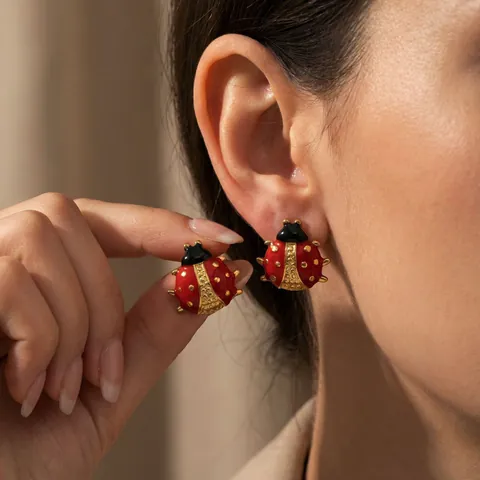 Orecchini a Bottone Coccinella in Smalto Colorato Acciaio Inossidabile 304 Placcato Oro 18K Gioielli Animali per Donna