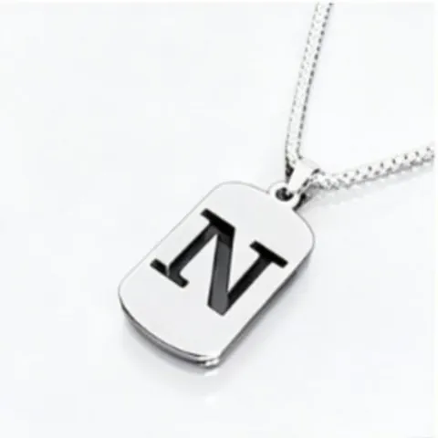 Collier Minimaliste en Acier Inoxydable Avec Pendentif Lettre Ajouré Pour Hommes Femmes Unisexe Plaque Rectangulaire Chaîne Vénitienne Bijoux