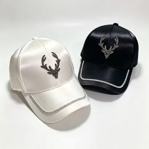 Fashion Women Rhinestone Deer Head Satin Baseball Cap Adjustable Sparkly Sun Hat Streetwear Bling Hip Hop Outdoor Cap