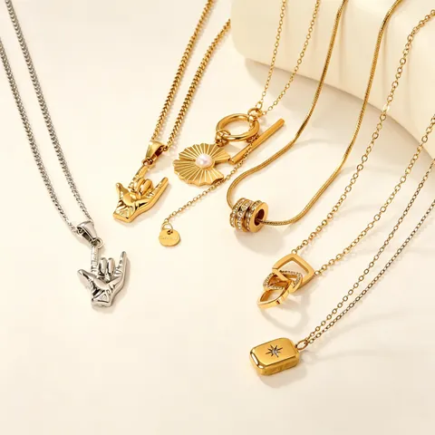 Stainless Steel Pendant Necklace For Women Gold Plated Geometric Rings Hand Gesture Fan Pearl Star Minimalist Fashion Jewelry Gift