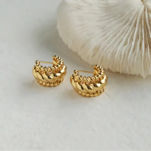 Pendientes de Aro de Croissant Torcidos de Acero Inoxidable Vintage para Mujer Chapados en Oro Gruesos en Forma de C