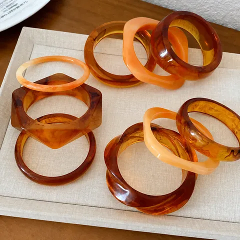 Irregular Geometric Resin Bangle Set For Women European Minimalist Style Acrylic Stacking Bracelet Niche Jewelry Accessories Amber Orange Color