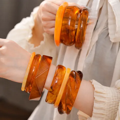 Irregular Geometric Resin Bangle Set For Women European Minimalist Style Acrylic Stacking Bracelet Niche Jewelry Accessories Amber Orange Color