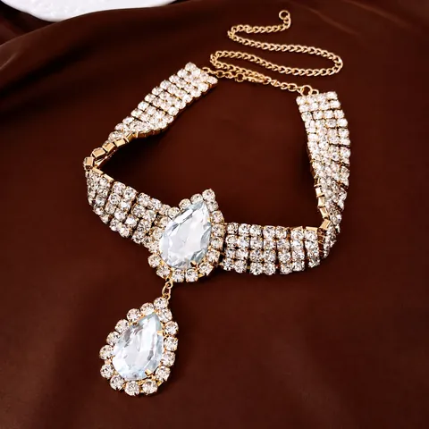 Exaggerated Water Drop Pendant Necklace Luxury Rhinestone Statement Choker Iron Copper Neckwear For Women Fashion Party Jewelry