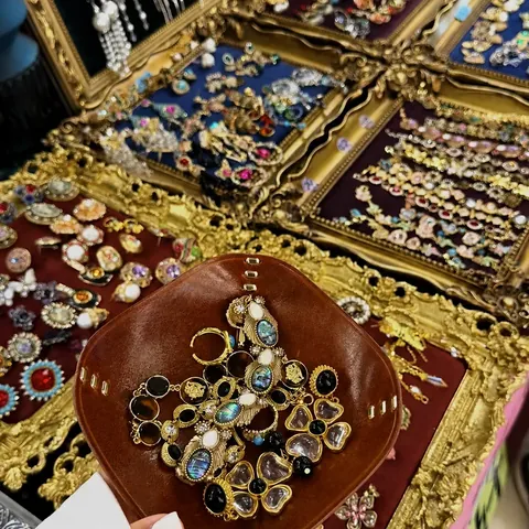 Conjunto de Joyas Vintage Estilo Palacio Cobre Chapado en Oro Strass Corazón Flor Camfeo Collar Pulsera Pendientes Mujer