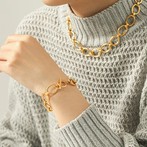 Minimalist Stainless Steel Geometric Circle OT Buckle Necklace Gold Plated Chain Luxurious Jewelry For Women Dating Accessories Gift