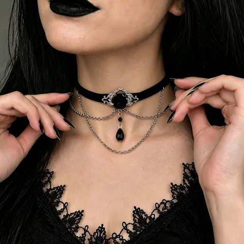 Gothic Spider Choker Necklace Red Rhinestone Velvet Collar Retro Punk Spider Ring For Women Halloween Fashion Jewelry