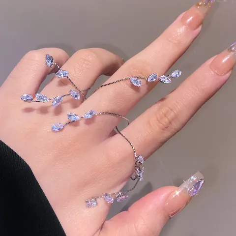 Catena da Mano in Acciaio Inossidabile con Zirconia a Foglia Bracciale ad Anello per Donna Oro Argento Zirconia Marquise Gioielli Baciamano