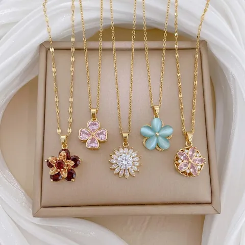 Rotating Flower Pendant Necklace For Women Titanium Steel Zirconia Inlaid Sunflower Elegant Fashion Jewelry Gift Necklace