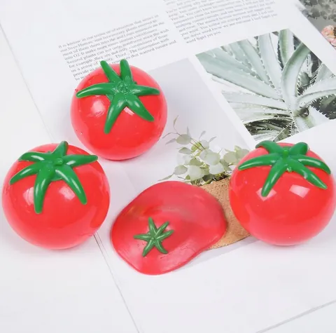 Giocattolo Squishy Pomodoro Rosso Realistico per Alleviare lo Stress Palla Antistress Giocattolo Sensoriale di Verdure da Spremere per Adulti Adolescenti Ufficio Casa Regalo