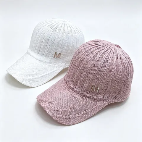 Gorra de Béisbol de Malla de Punto para Mujer Con Logotipo de Letra M de Metal Strass Transpirable Protección Solar Vacaciones de Verano Moda al Aire Libre Sombrero Ajustable