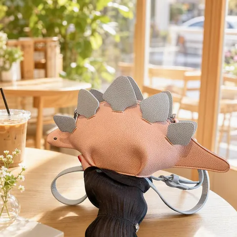 Dinosaurier Form Umhängetasche PU Leder Cartoon Stegosaurus Kleine Schultertasche Frauen Mädchen Neuheit Spaß Tier Design