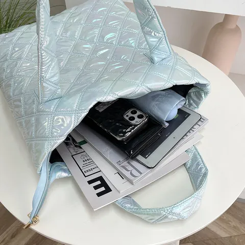 Large Capacity Iridescent Quilted Nylon Tote Bag Women Holographic Shoulder Handbag Fashion Casual Commute Shopping Bag