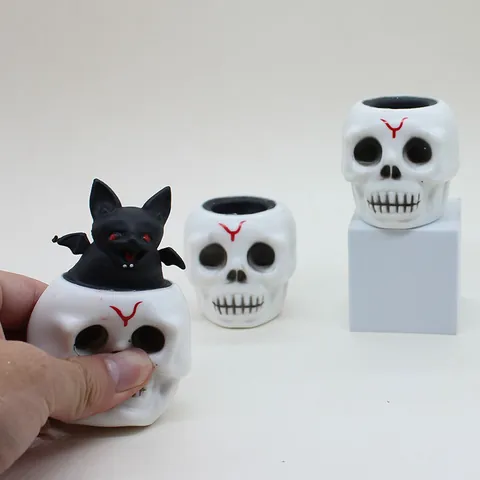 Halloween Skull Bat Squeeze Cup Stress Relief Toy Squishy Plastic Skull Head Pop Out Bat Prank Toy For Party Office Decor