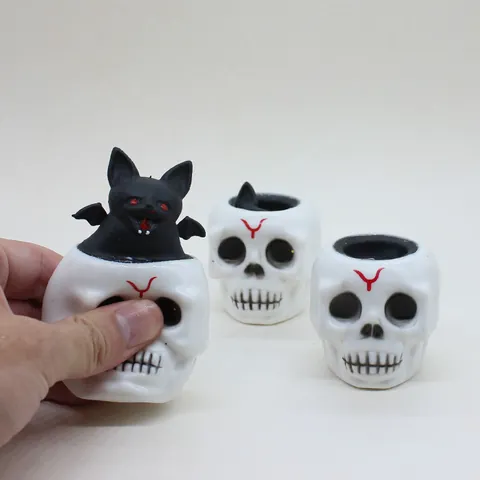 Halloween Skull Bat Squeeze Cup Stress Relief Toy Squishy Plastic Skull Head Pop Out Bat Prank Toy For Party Office Decor
