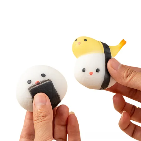 Nettes Cartoon Sushi Squishy Stressabbau Spielzeug TPR Miniatur Essen Langsam Steigend Squishy Für Kinder Erwachsene Schreibtisch Deko