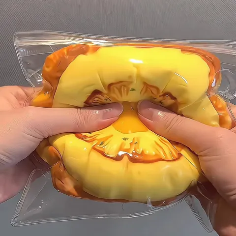 Juguete Squishy de Tostada de Piña de Silicona de Grado Alimenticio Hecho a Mano Alivio del Estrés con Rebote Lento Realista