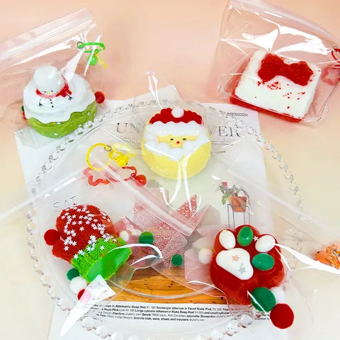 Christmas Silicone Food Series Squishy Toy Santa Claus Cake Stress Relief Squeeze Toy With Bell Hanger Holiday Gift