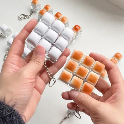 Simulation Food Fidget Button Toy Caramel Bread White Bun Mechanical Sound Stress Relief Finger Keychain Toy For Office Schoolbag Hanging