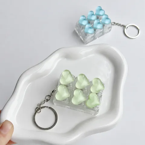 6-Grid Translucent Heart Mechanical Keyboard Switch Stress Relief Button Squishy Toy Keychain Pendant For Kids Adults Bag Decoration