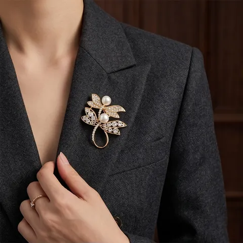 Luxe Vintage Legering Kunstparel Strass Broche Speld Voor Dames Pak Jurk Bruiloft Feest Decoratie Accessoires