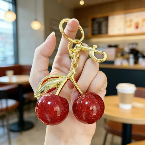 Exquisite Glitter Cherry Keychain Resin Fruit Bag Charm For Women Car Keyring Decoration Elegant Gold Silver Plated Leaf Gift