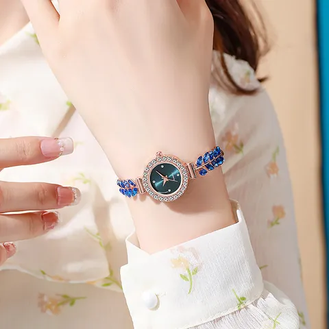 Mode Damen Blatt Strass Armbanduhr Elegante Rund Zifferblatt Edelstein Quarzuhr Verstellbare Kette Schmuck Uhr