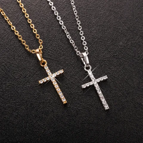Collana con Pendente a Croce in Lega Hip Hop Punk per Uomo Donna Oro Argento con Strass Lucido Minimalista Gioielli Regalo