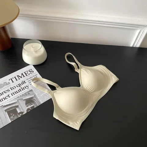 Dames Naadloze Draadloze Push Up Beha Glad Oppervlak Comfortabele Dunne Voorgevormde Cup Dagelijkse Lingerie Bralette
