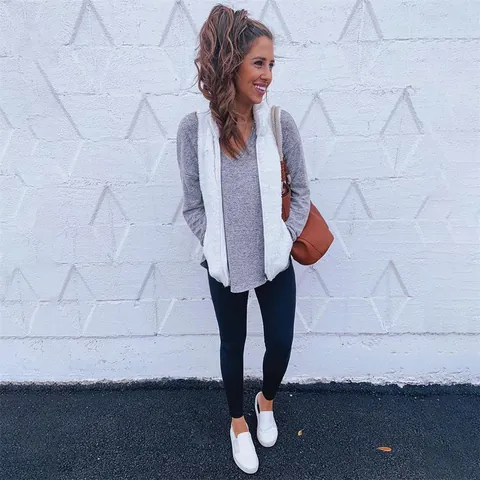 Women's Teddy Fleece Vest Sleeveless Jacket Stand Collar Zipper Pockets Outerwear Winter Autumn Casual Warm Polyester Top