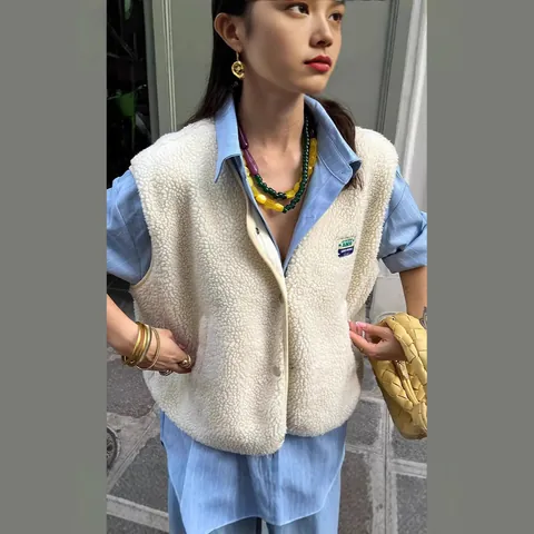 Women Casual Sleeveless Sherpa Fleece Vest Distressed Single Breasted Loose Fit Waistcoat Solid Color Autumn Spring Top