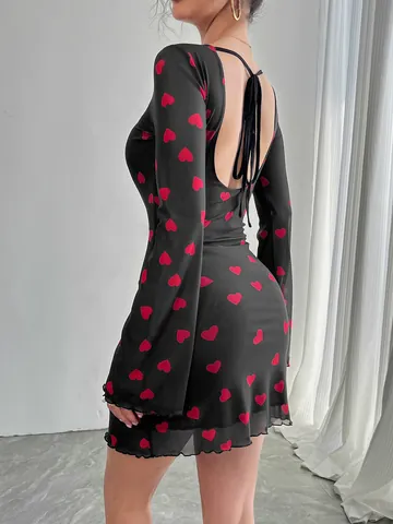 Robe Courte en Mesh Imprimé Cœur Automne Femme Manche Évasée Dos Nu Coupe Slim Bodycon Tenue de Soirée