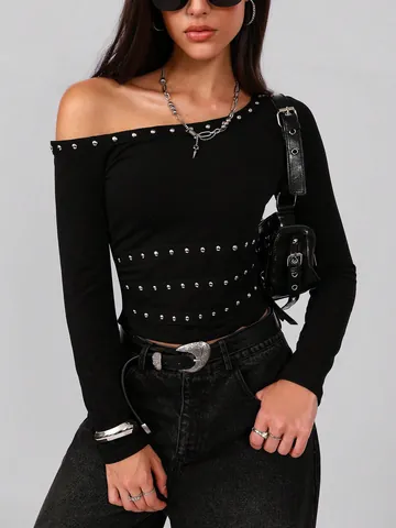 Vrouwen Sexy Blote Schouders Slim Fit Lange Mouw T-Shirt Beslagen Metalen Klinknagel Decor Effen Zwart Punk Hot Girl Top