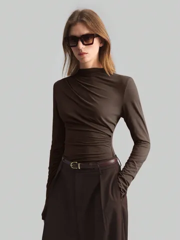 Dames Asymmetrische Mock Neck Slim Fit Top Geplooide Lange Mouw Effen Kleur Elegant Gebreid T-Shirt Europese Stijl Basislaag