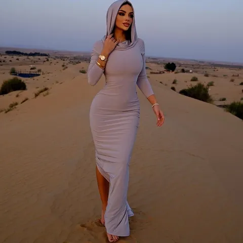 Fashion European Women Hooded Bodycon Maxi Dress Extra Long Sleeve Side Split Slim Fit Autumn Polyester Pullover Dress