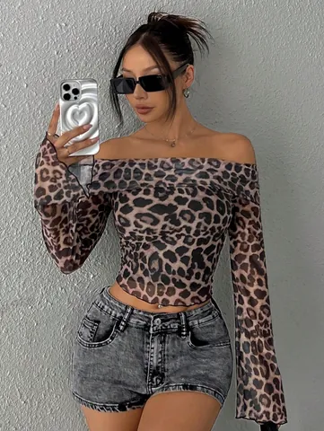 Maglietta a Maniche Lunghe con Spalle Scoperte e Stampa Leopardata da Donna Slim Fit Sexy Cropped Top Poliestere Stampato Streetwear Abbigliamento