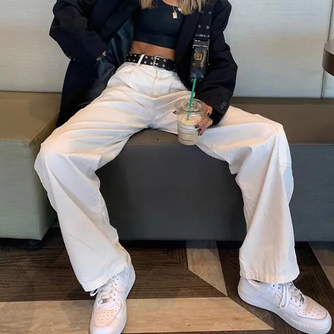 Pantalon Cargo en Denim Décontracté pour Femmes Jambe Droite Taille Moyenne Jean Ample Couleur Unie Avec Poches pour Automne Hiver Streetwear