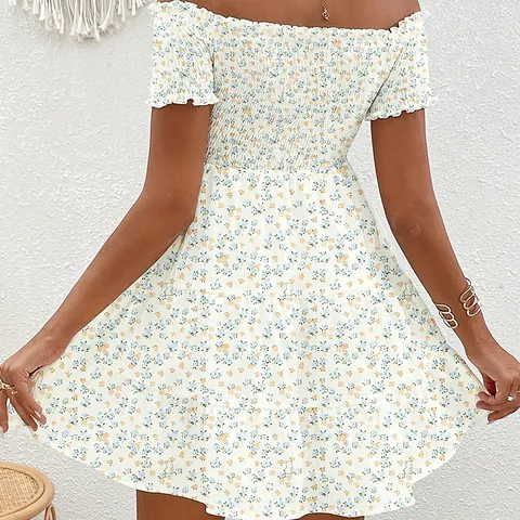Vintage Floral Off-Shoulder Smocked French Dress For Women Sweet Ruffle Tiered Summer Short Sleeve High Waist A-Line Party Dress