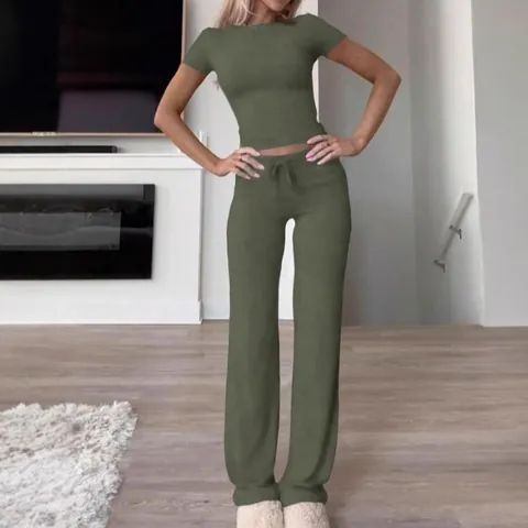 Women's Casual Solid Color Short Sleeve T-Shirt And Wide Leg Pants Two Piece Set Slim Fit Summer Commuter Outfit