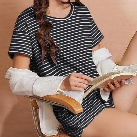 Women's Casual Striped Pajama Top And Bottom Soft Polyester Loungewear Round Neck Short Sleeve T-Shirt With Shorts Summer Home Wear