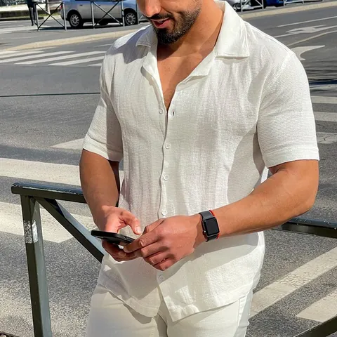 Men's Casual Polyester Short Sleeve Shirt Solid Color Minimalist Lapel Button Down Breathable Top For Summer Beach Vacation
