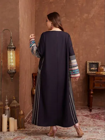 Women Plus Size Ethnic Print Maxi Dress Elegant Loose Long Robe Polyester Geometric Striped Long Sleeve Kaftan Dress