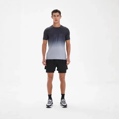 Men's Quick-Drying Sports Suit Gradient Ice Silk T-Shirt and Shorts Top And Bottom Athletic Workout Training Wear