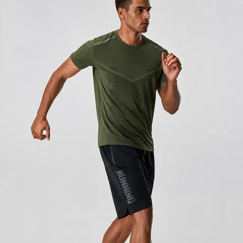Men Sport T-Shirt Quick Dry Breathable Polyester Fitness Gym Running Short Sleeve Top Solid Color Reflective Athletic Apparel