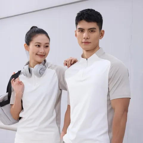Polo de Sport Décontracté Unisexe à Demi-Zip Col Montant Séchage Rapide Soie de Glace Respirant Haut à Manches Courtes