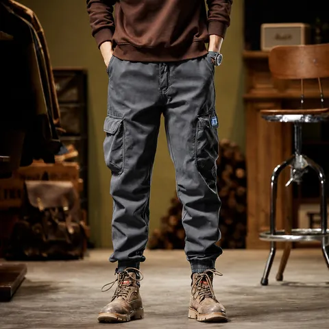 Men's American Retro Fleece Lined Cargo Pants Winter Warm Thickened Cotton Loose Jogger Sweatpants Multi Pockets Bottoms
