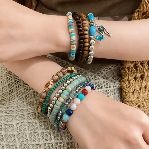 Bohemian Retro Multilayer Beaded Bracelet Set Wood Stone Leather Coconut Shell Flower Leaf Feather Elastic Jewelry For Women