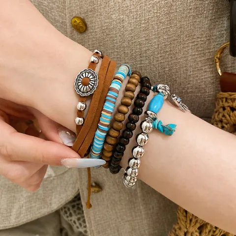 Bohemian Retro Multilayer Beaded Bracelet Set Wood Stone Leather Coconut Shell Flower Leaf Feather Elastic Jewelry For Women
