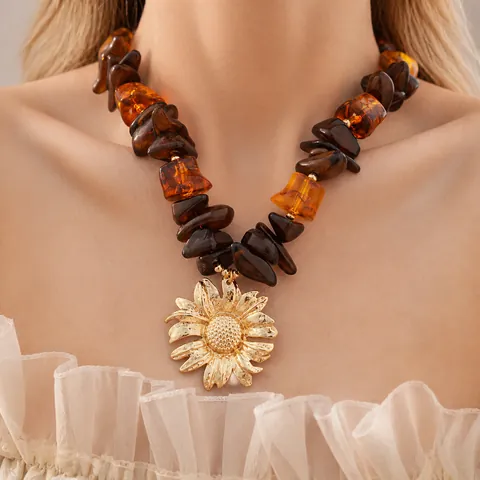 Collana Con Pendente a Girasole in Resina Perline per Donna Stile Boho Retrò Ambra Marrone Lega Collana Floreale Gioielli