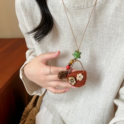 Bohemian Handmade Woven Straw Hat Pendant Necklace For Women Coconut Shell Wooden Bead Beach Vacation Clavicle Chain Jewelry